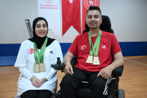 Engelli milli sporcu, düğün takıları ile alınan ekipmanla dünya şampiyonu oldu