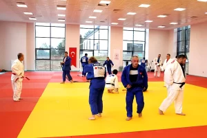 Görme Engelli Milli Judocunun Altın Madalya Hayali: Yasin Çimciler Paris Yolunda